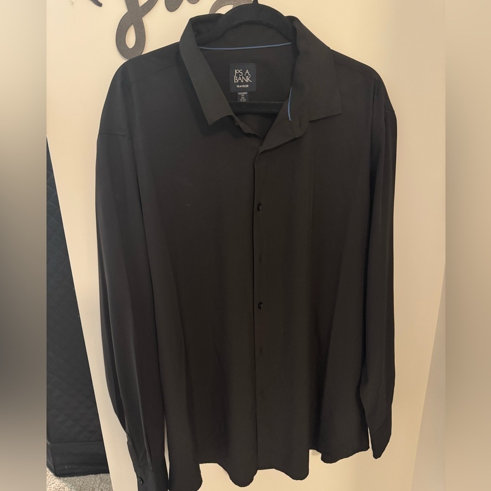 Jos A Banks Traveler Dress Shirt